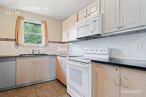1109 Park Ave #B Photo 1