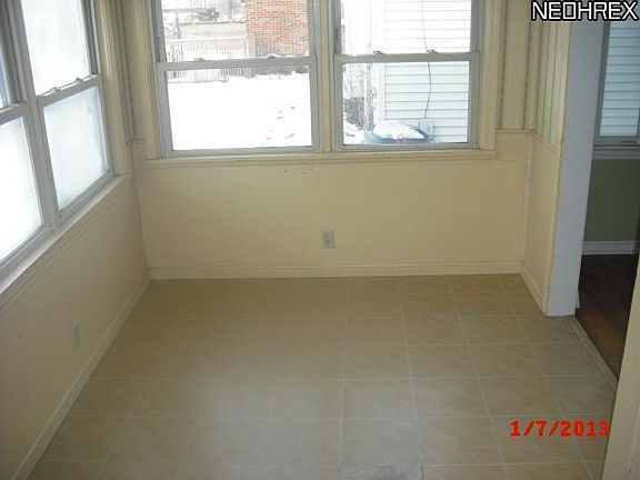 2nd image of 3170 W 139th St