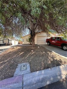 2968 Mount Hope Dr, Las Vegas, NV, 89156