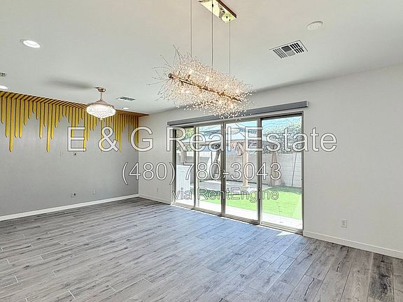 3rd image of 1419 E Town And Country Ln