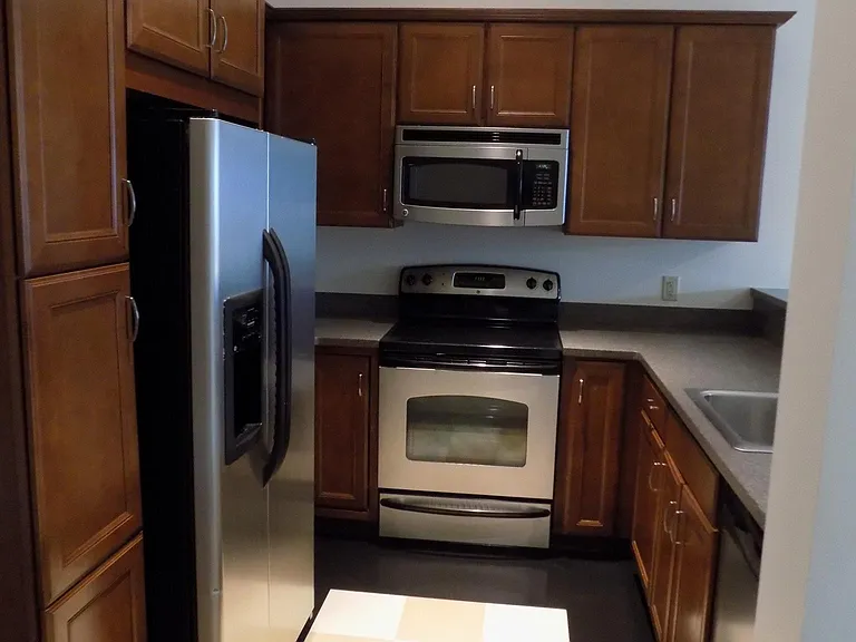 The Brandeis Apartments — Photo 35