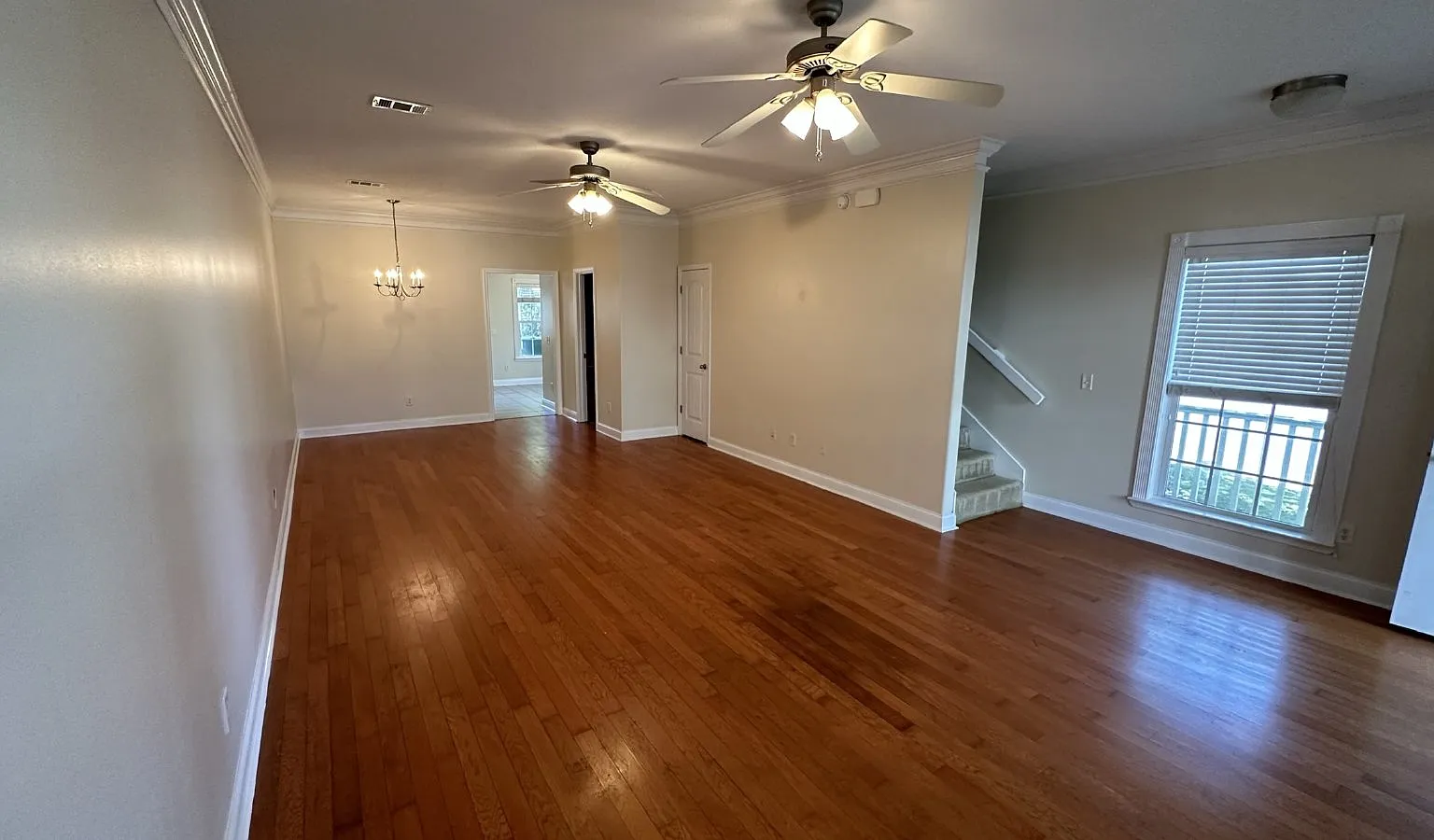 3 bed, 2.5 bath, 1674 sqft, $1,700 — Photo 4