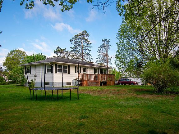 5th image of 58 Stronach Mountain Rd