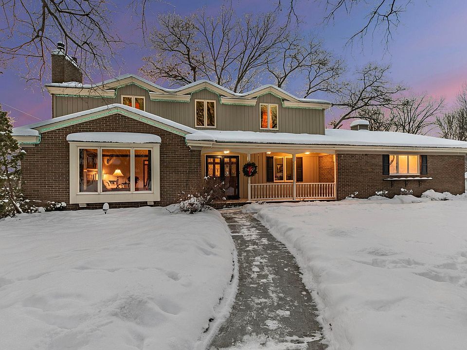 1st image of 2021 Hillcrest Dr