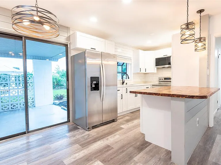 6440 Greylynne St — Photo 10
