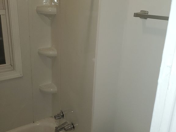 5th image of 2142 S Garfield Dr