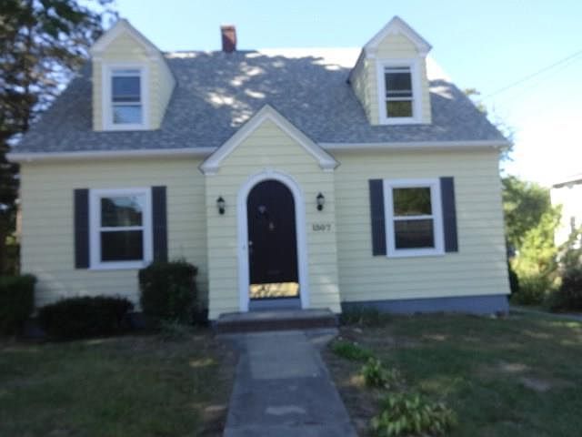 1st image of 1307 S Broadway