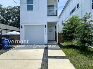 1804 E Crockett St, San Antonio, TX 78202