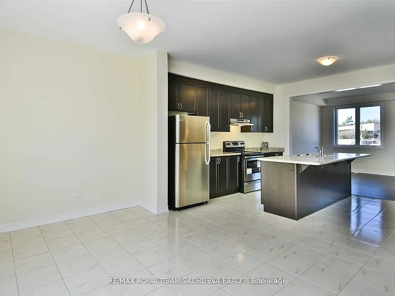 10 Heron Park Pl — Photo 7