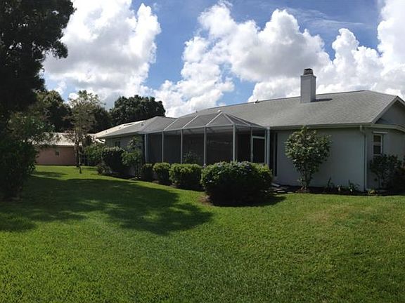 3rd image of 354 Woodvale Dr