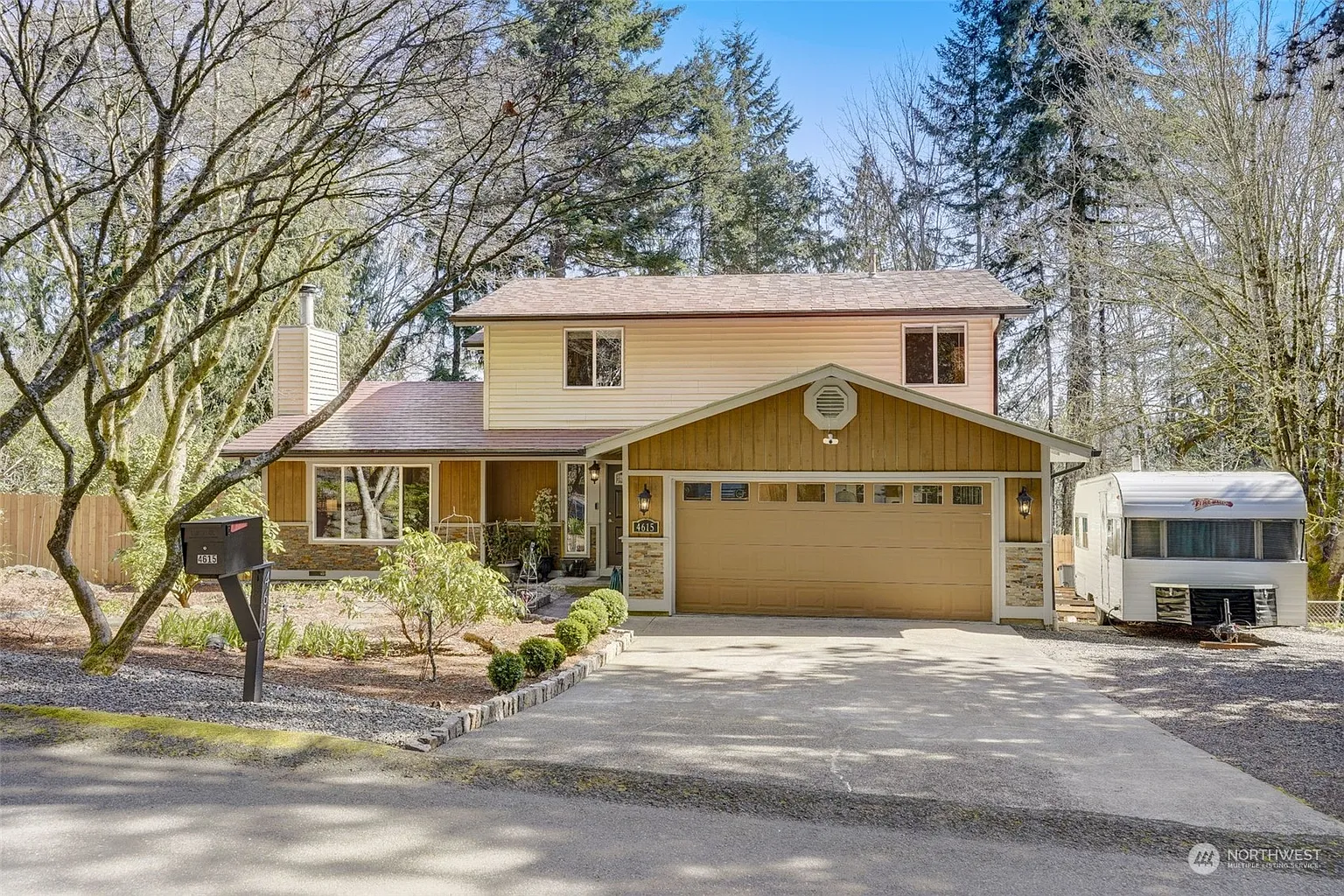 4615 Basswood Court SE photo 1