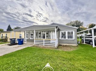 3725 Terrace Dr, Toledo, OH 43611
