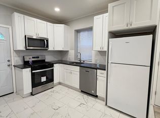 1533 W Louden St #1, Philadelphia, PA 19141