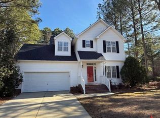 201 Holmby Ct, Holly Springs, NC 27540