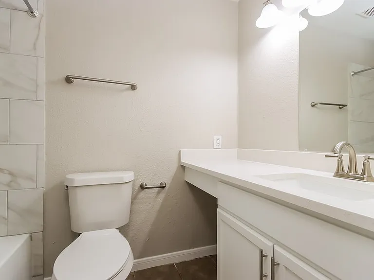 8514 Forest Point Dr — Photo 15