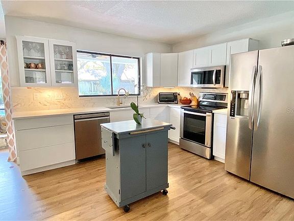 3rd image of 8722 Pine Barrens Dr