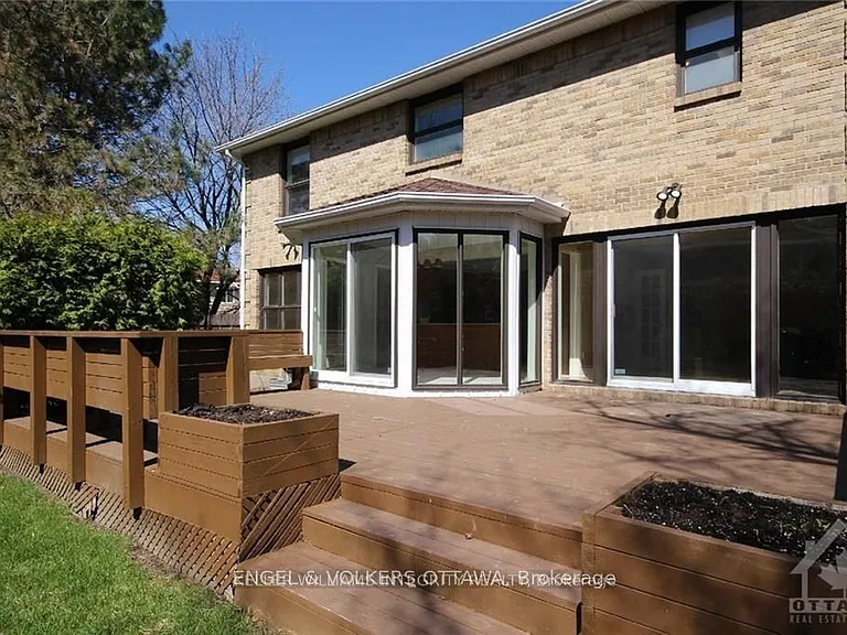 28 Country Club Dr — Photo 27