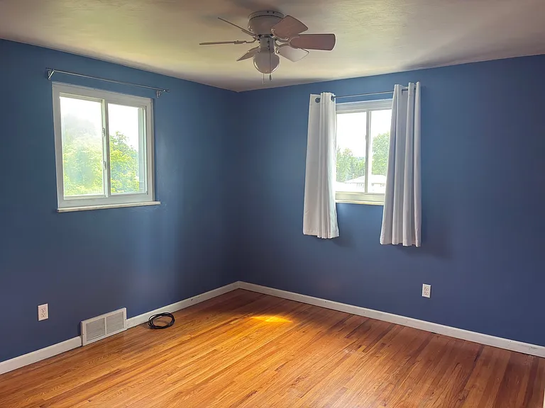 211 Verdant St — Photo 11