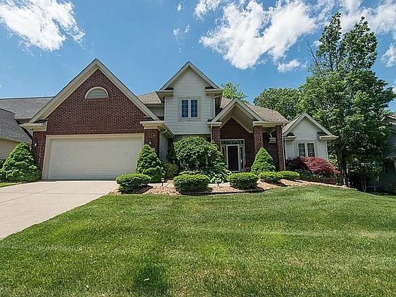 2nd image of 711 Pembroke Dr