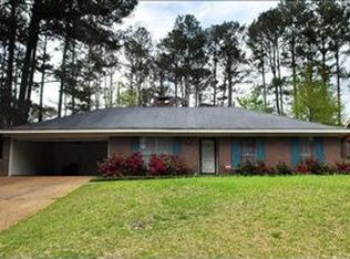 160 Fox Meadows Rd, Jackson, MS 39212