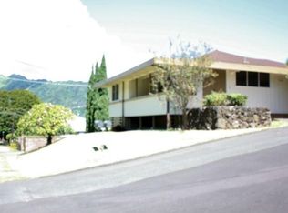 2711 Manoa Rd, Honolulu, HI 96822
