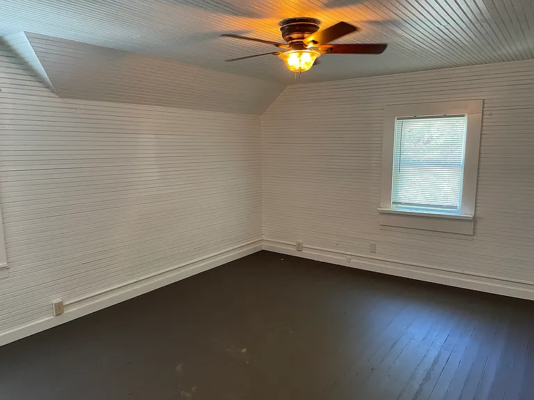 13 Dean St #13 — Photo 9