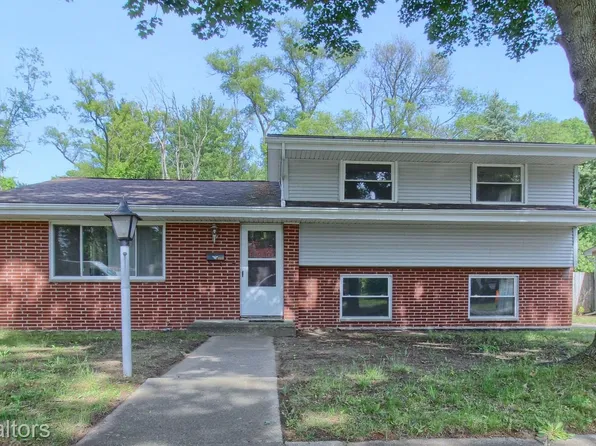 12103 Schultz St, Romulus, MI 48174