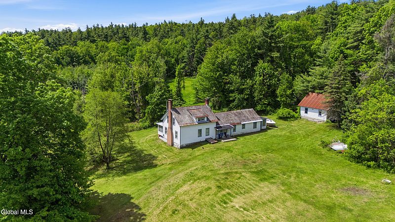 2nd image of 409 Potter Hill Road