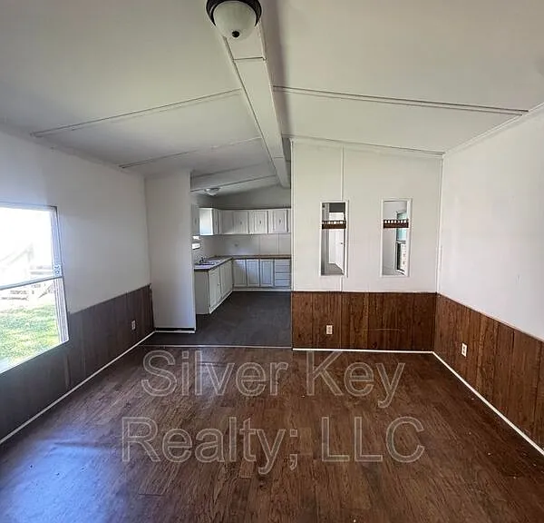 525 Scott St #5 — Photo 3