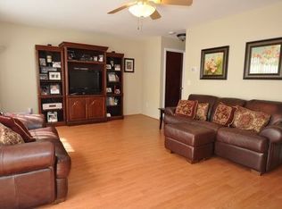 30 Corona Ct, Old Bridge, NJ 08857