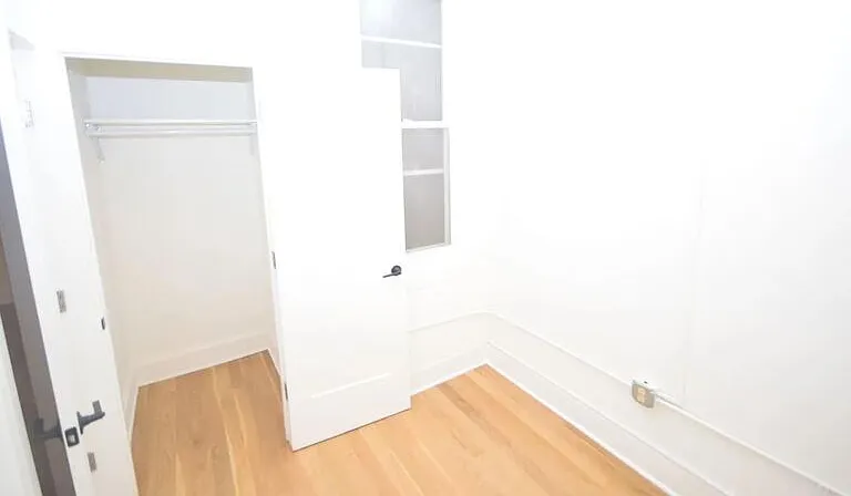 1325 W 18th St #3F — Photo 7