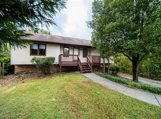 5564 Moravian Heights Ln, Clemmons, NC 27012