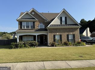 1168 Whisperwood Ln, Lawrenceville, GA 30043