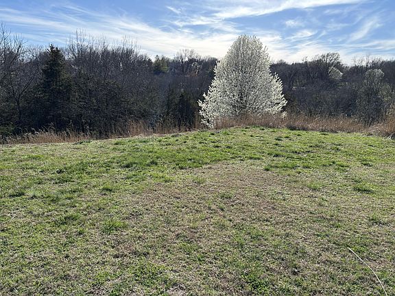 5th image of 4615 S Luster Avenue