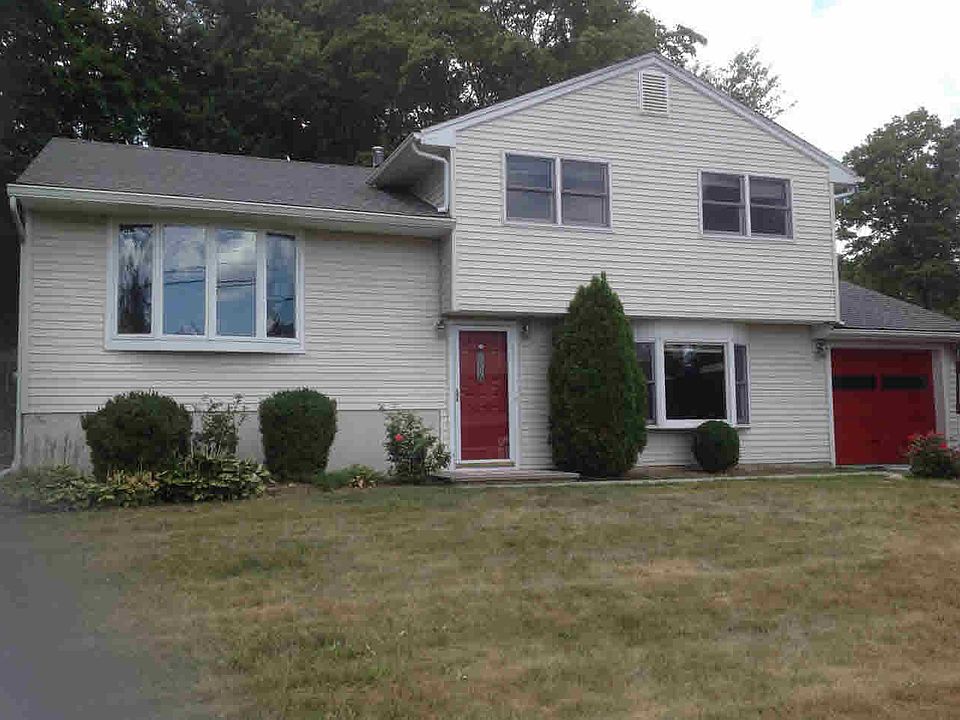 1st image of 15 Lark St