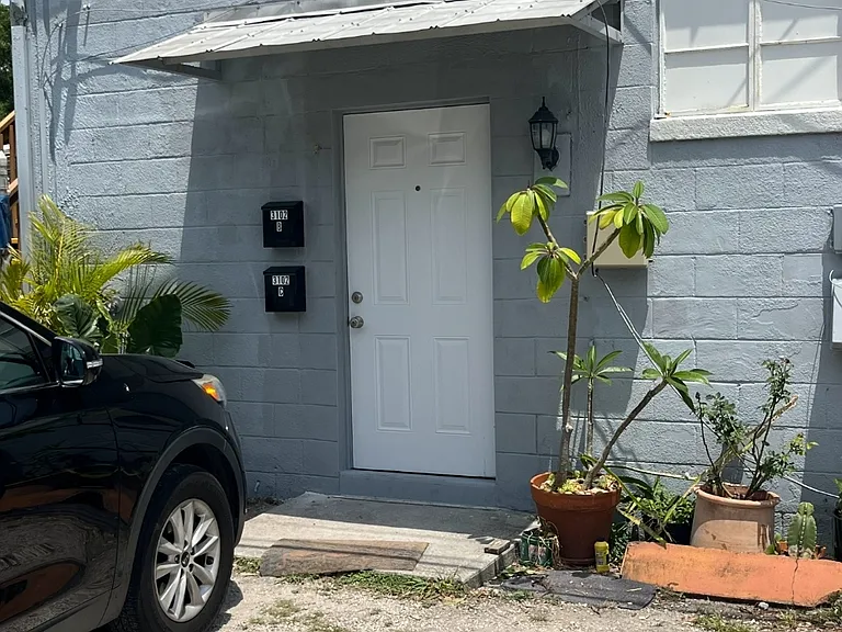 3102 E 7th Ave #UPSTAIRS — Photo 13
