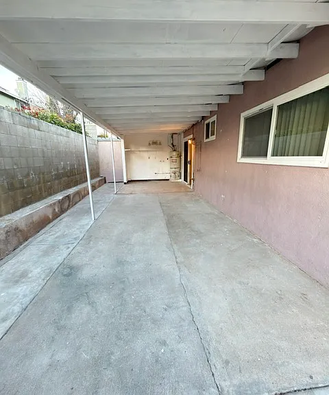 12317 Leona Ln — Photo 3