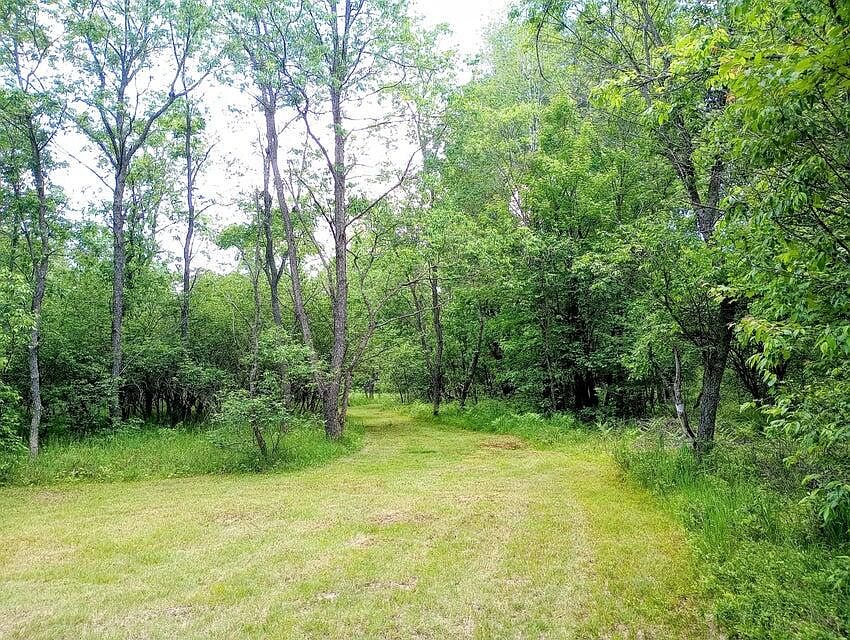 1st image of 11858 Four Point Rd