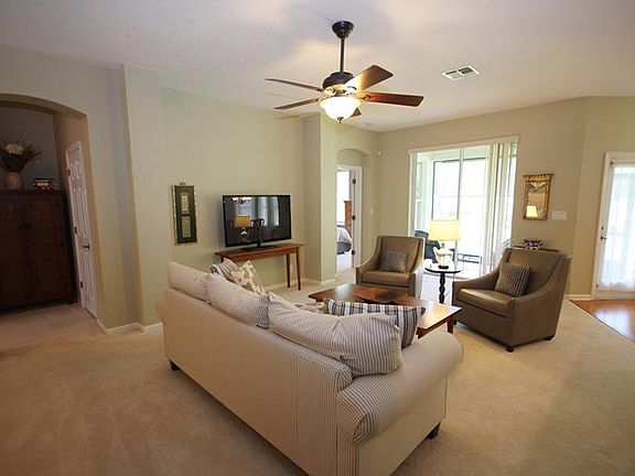 5th image of 204 Coleton Ln