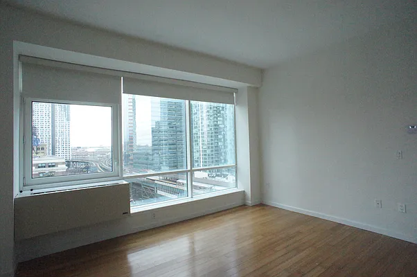 Rented by Nest Seekers International | media 43