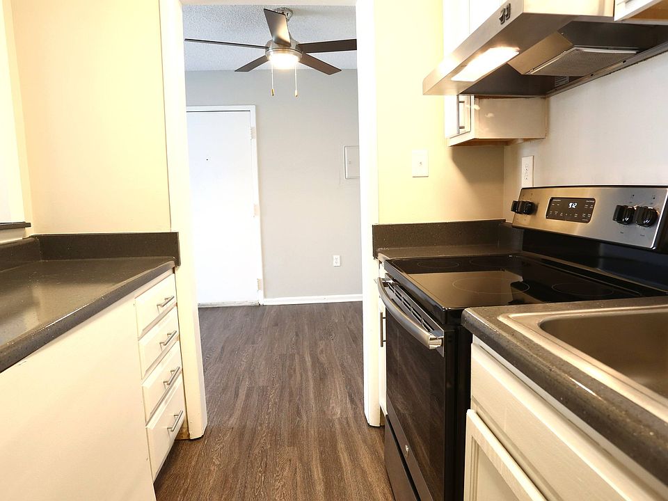 Kitchen 4