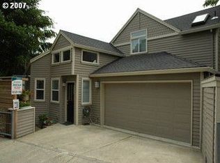 1710 SW Terrace Dr, Portland, OR 97201