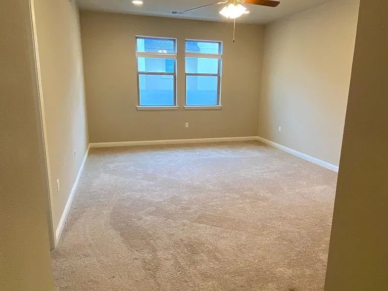 13800 Lyndhurst St #332 — Photo 16