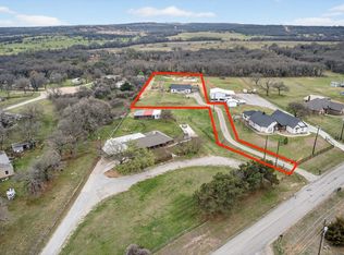 2225 J E Woody Rd, Springtown, TX 76082