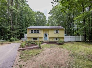 136 Canterbury Rd, Wells, ME 04090