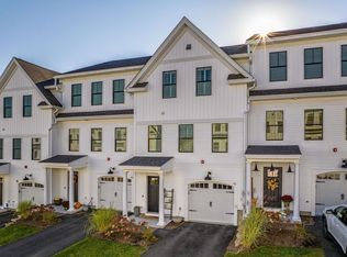 42 Northfield Dr, Dover, NH 03820