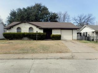 2437 Miller St, Grand Prairie, TX 75051