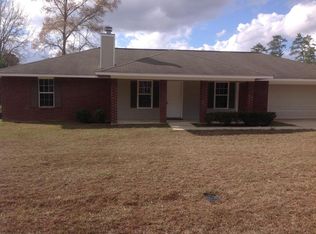 197 Scenic Dr, Hattiesburg, MS 39401
