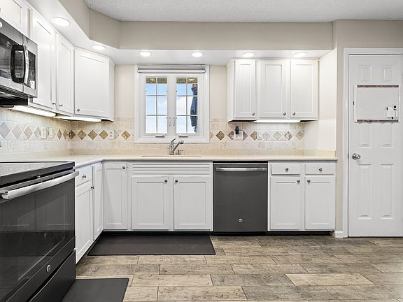 5th image of 4603 Marimak Dr