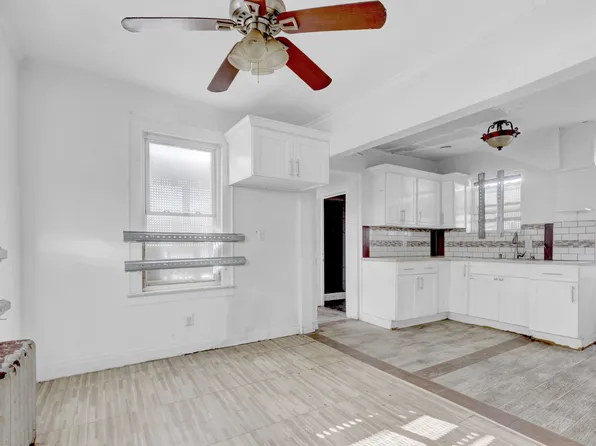 22-17 Collier Avenue image 5 of 20